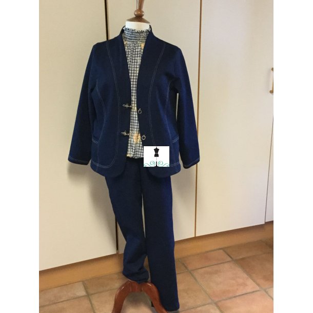 Model 87 - bukser Minikrea joggers - jakke Onion 1040