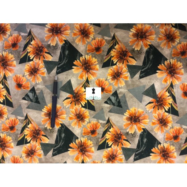 Digital jersey med smukke orange blomster og trekanter